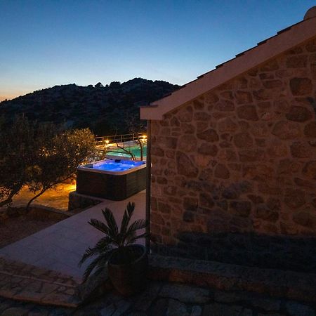 Holiday Home Svemir ドラゲ エクステリア 写真