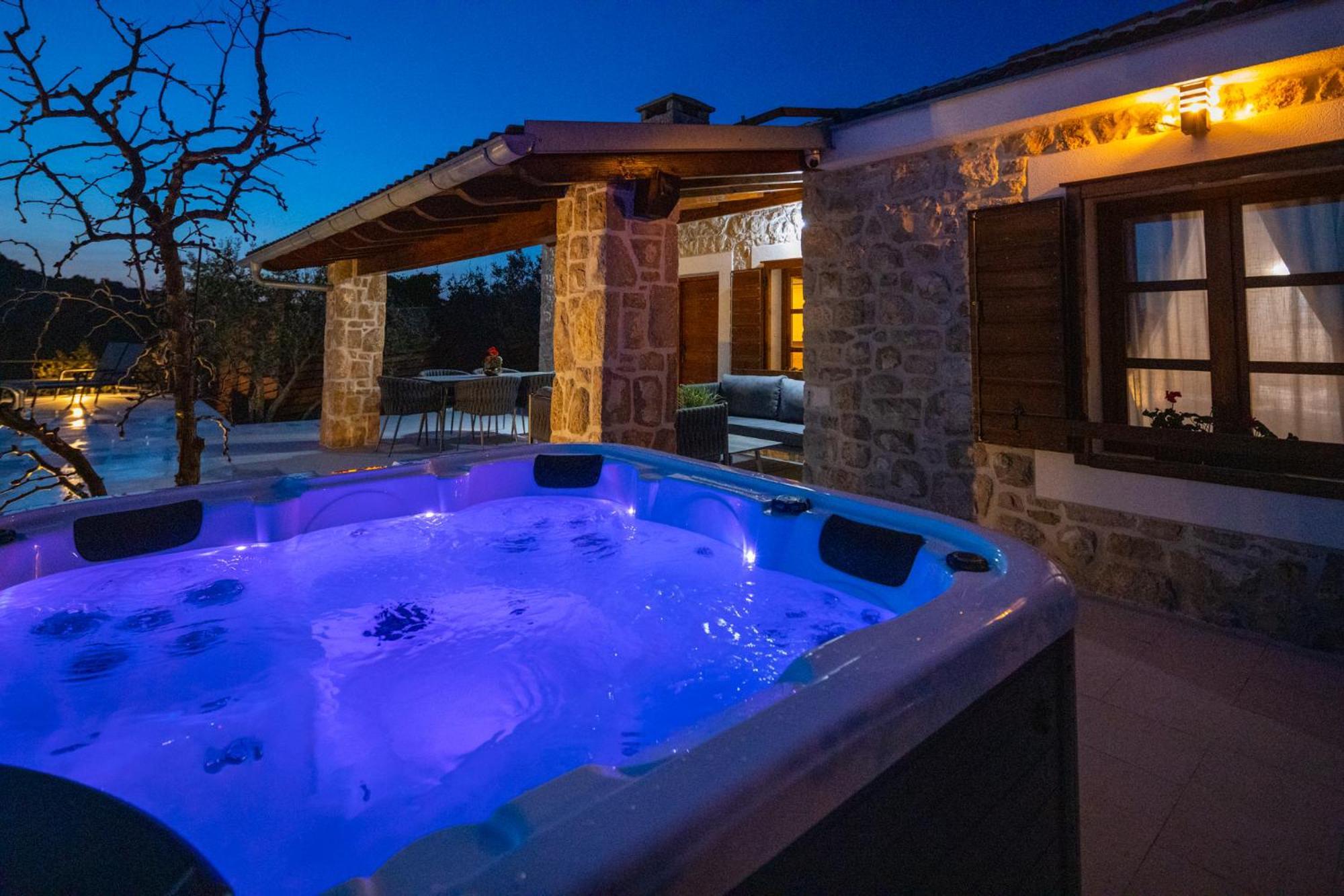 Holiday Home Svemir ドラゲ エクステリア 写真