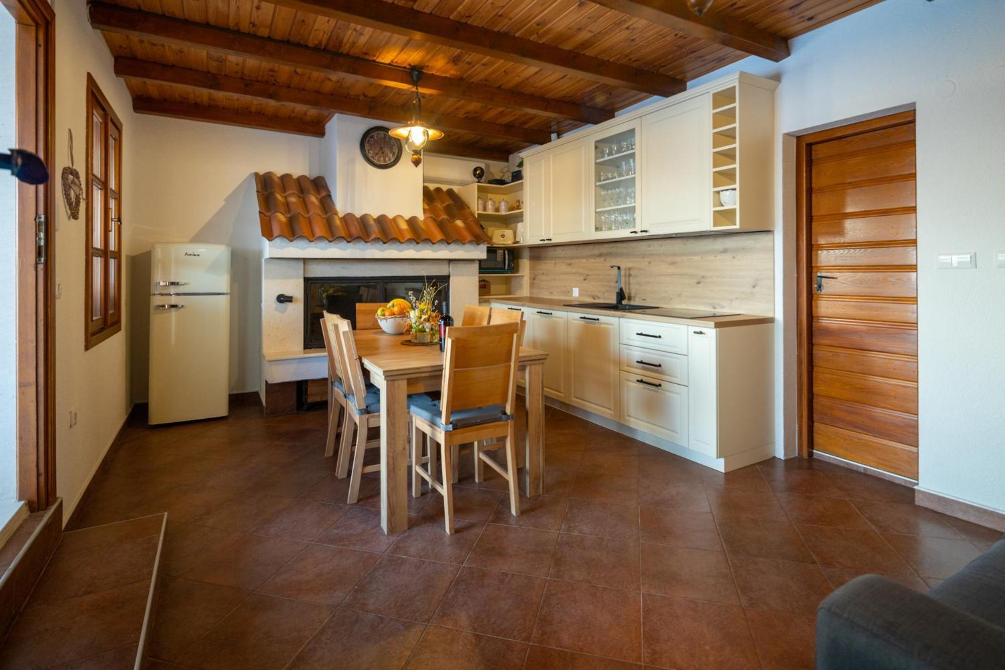 Holiday Home Svemir ドラゲ エクステリア 写真