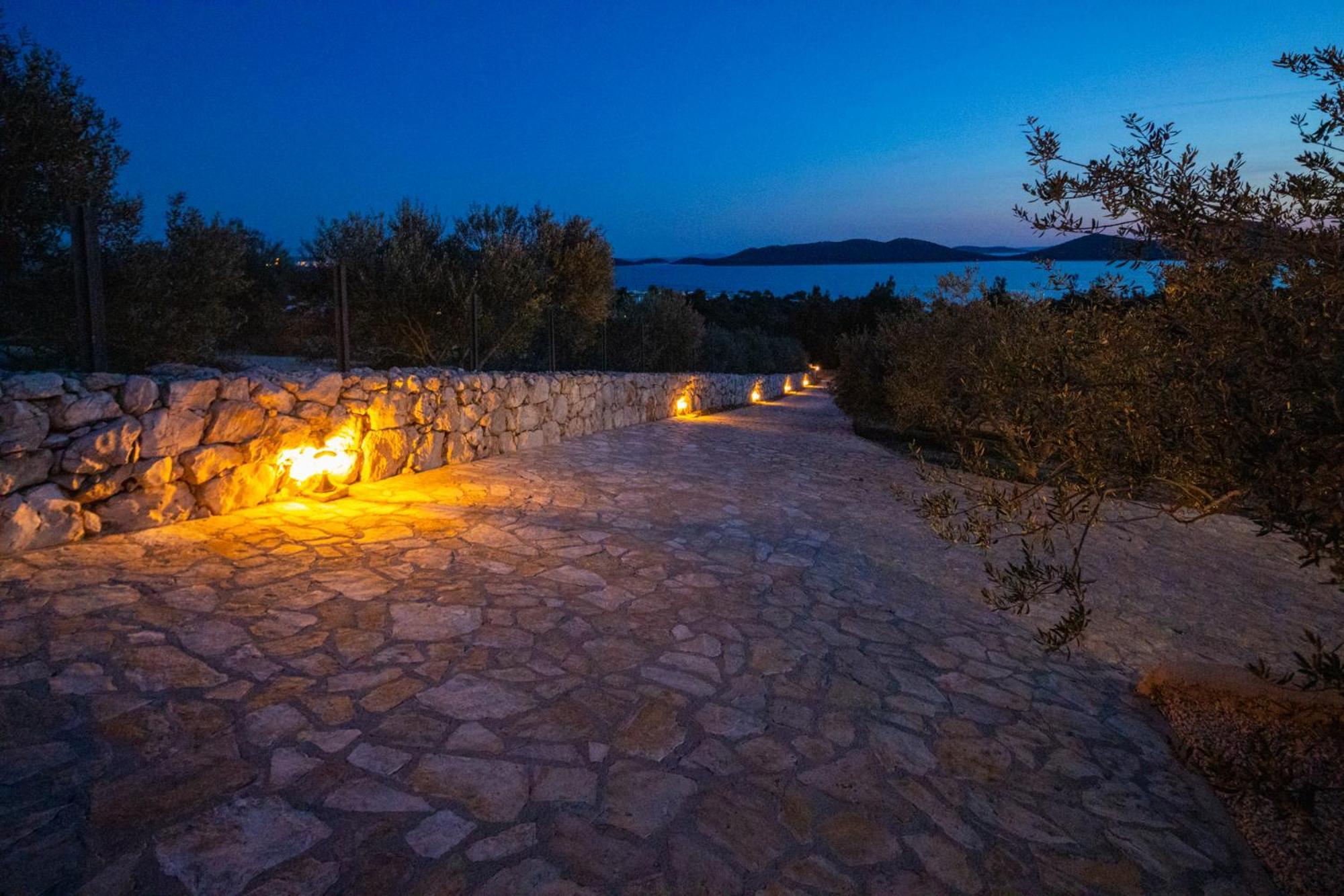 Holiday Home Svemir ドラゲ エクステリア 写真